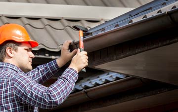 gutter repair Swayfield, Lincolnshire